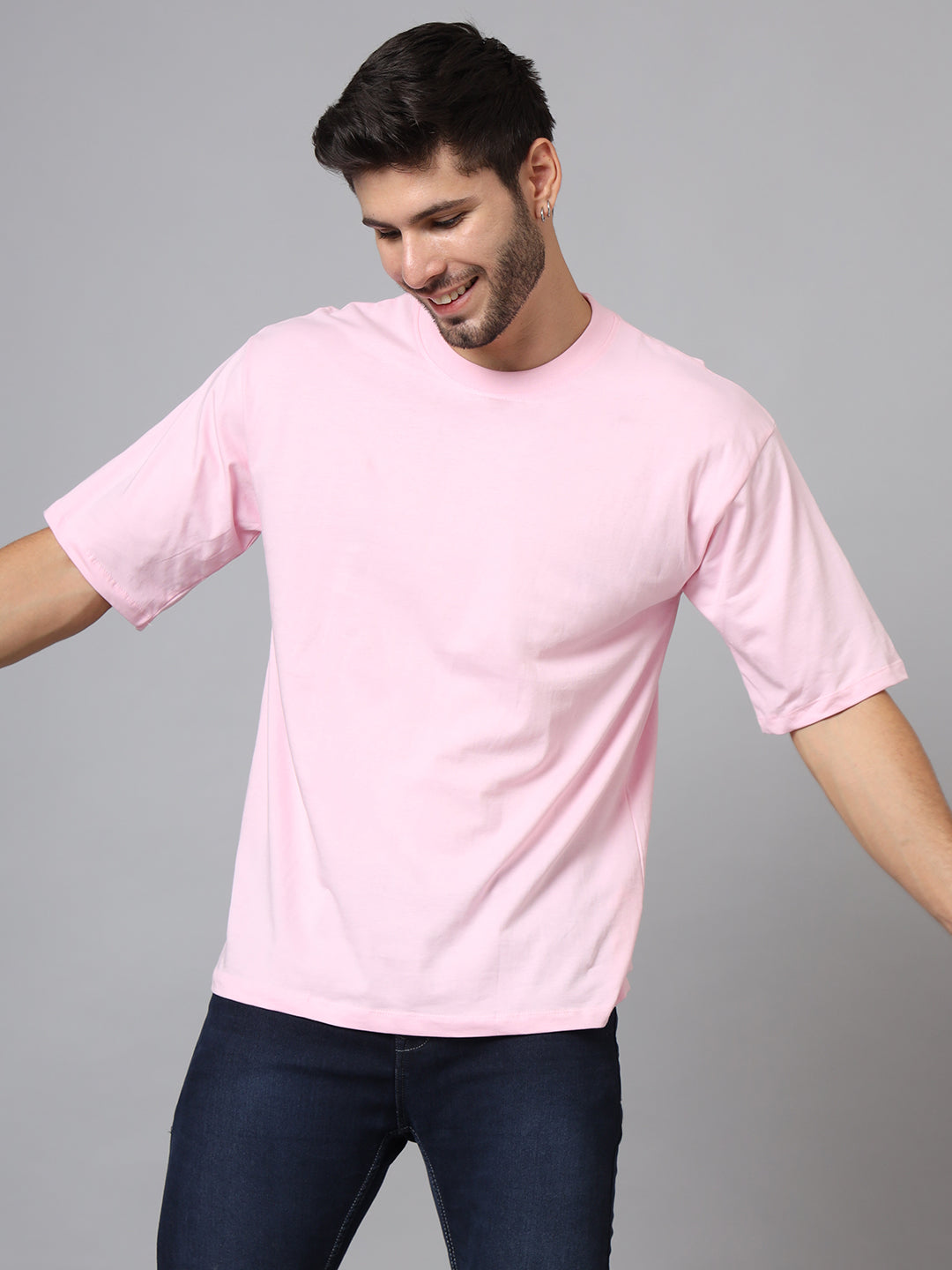 Effortless Elegance - Oversize Round Neck T-shirt | Soft Pink