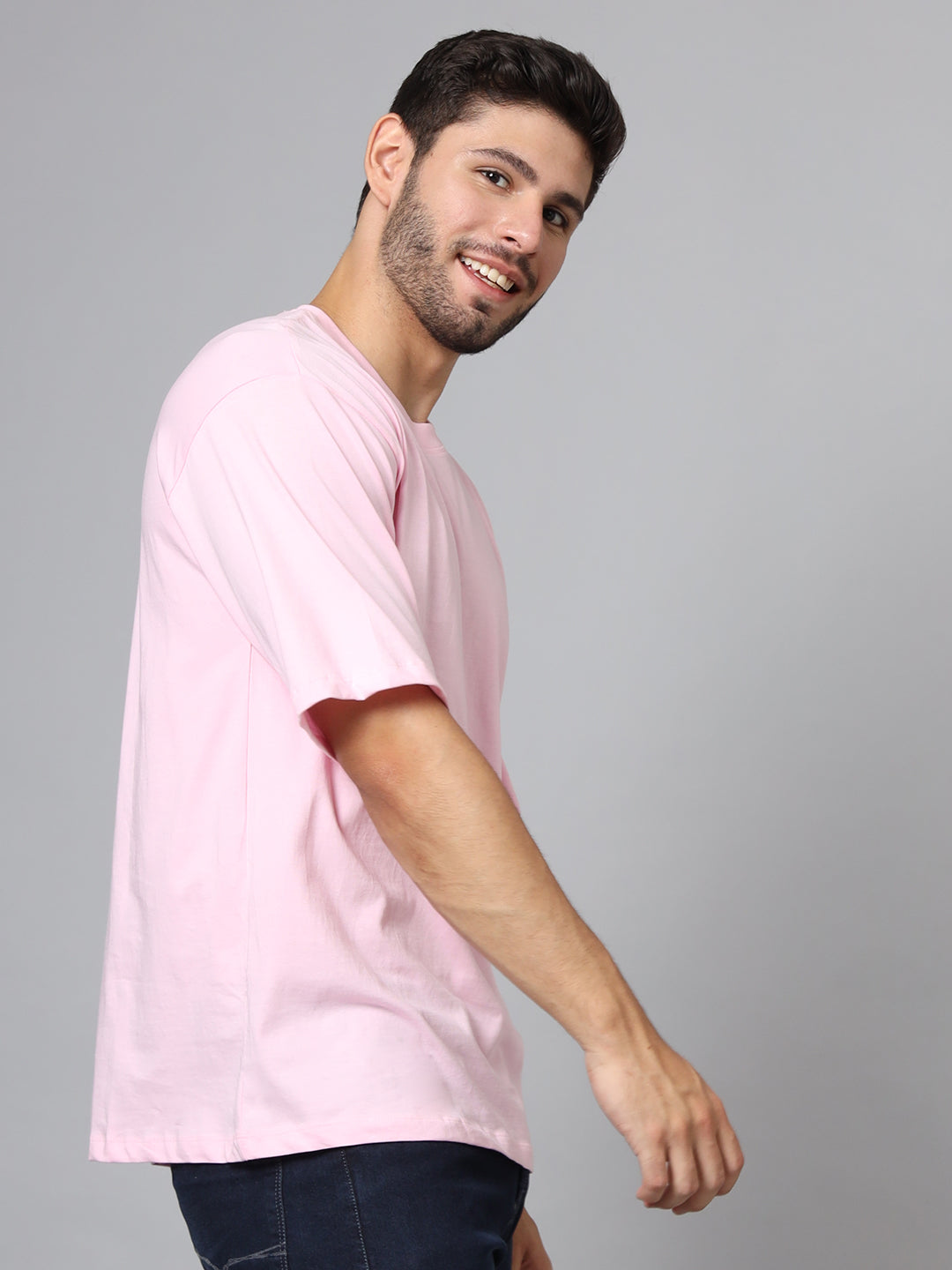 Effortless Elegance - Oversize Round Neck T-shirt | Soft Pink