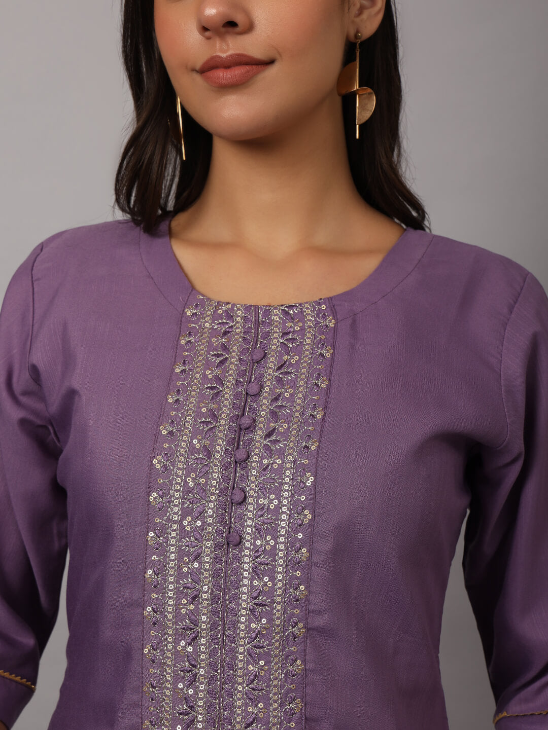 Purple Rayon Sequin Embroidered Round Neck Straight Kurta 